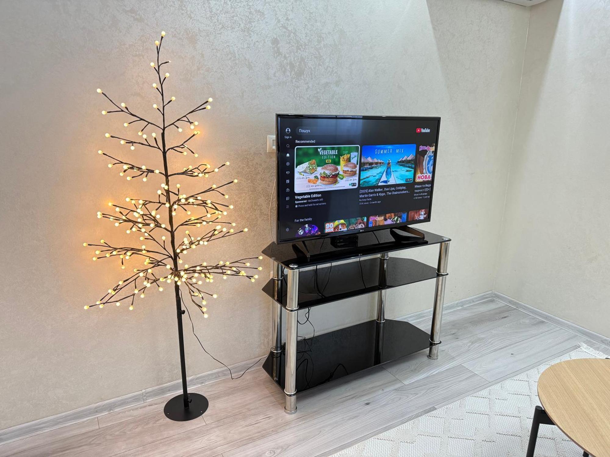 Cozy Two Bedroom Large Apartment 키시나우 외부 사진
